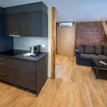 Hotel Swiss & 3*