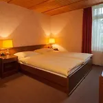 酒店 Swiss &