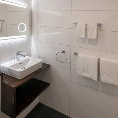 Otel Swiss & Interlaken