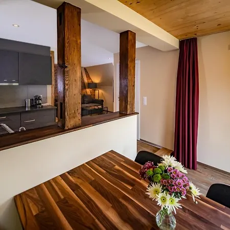 Swiss & Otel